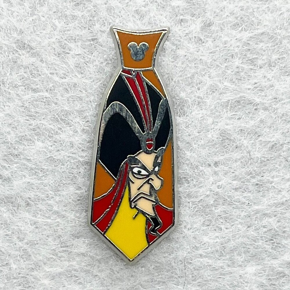🔮 5/$25 Disney‎ Villain Neckties Aladdin Jafar Pin
